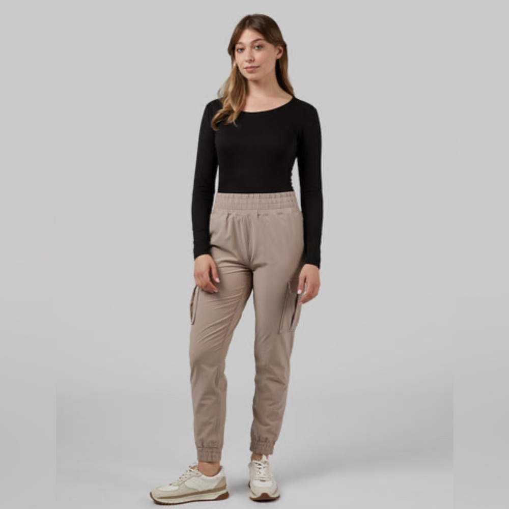 🆕 32 Degrees Women's Lightweight Base layer Scoop-Neck Long-Sleeve Top - Picture 2 of 11